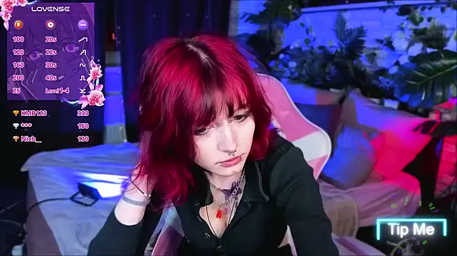 הופעת וובקאם של Ashley_Veil