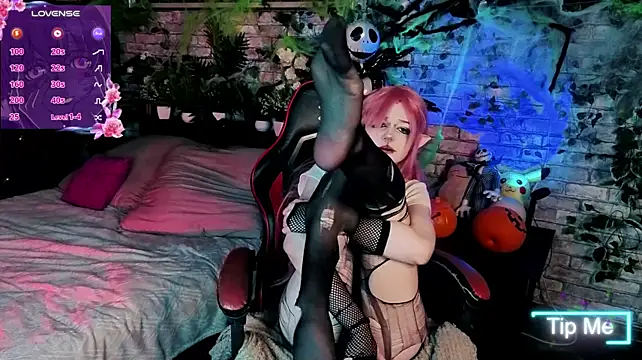 Ashley_Veiln Webbikameraesitys