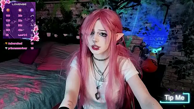 Ashley_Veil Adlı Modelin Web Kamerası Şovu