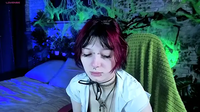 Ashley_Veil Show in webcam