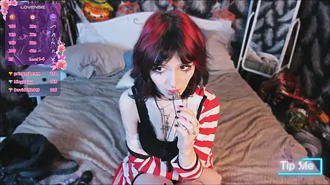 Ashley_Veil Pertunjukan Webcam