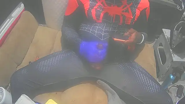 Shrimpsonspun661 Show in webcam