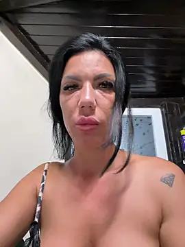 SelineVelvet Adlı Modelin Canlı XXX Sohbeti