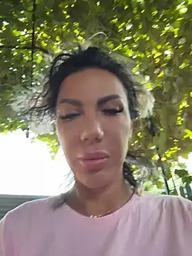SelineVelvet Webcam show