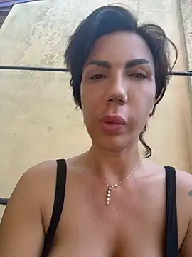 Chatroom XXX en direct de SelineVelvet