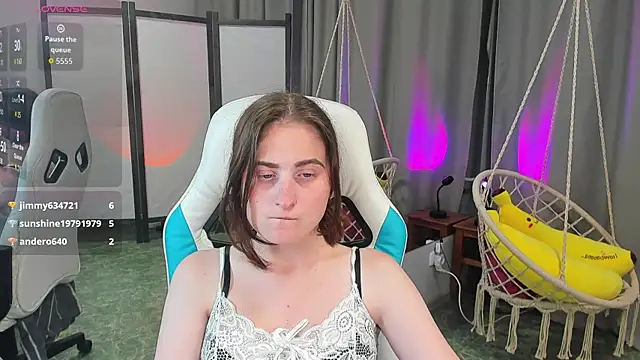 KiraDuvall Live XXX-Chat