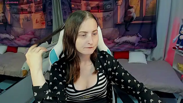 KiraDuvall's Live XXX Chat