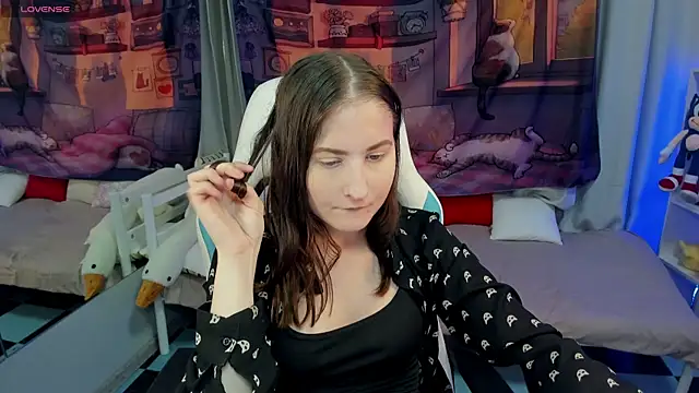 KiraDuvall live XXX chat