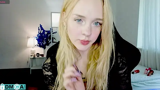 Aliceglass__'s Live XXX Chat