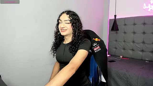 scarletcherry18 Webcam Show