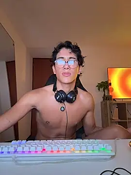 emilio_rivs 在線直播表演