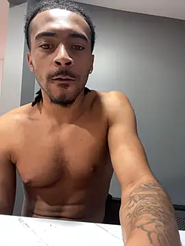 Mellyj053's Webcam Show