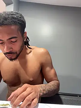 Mellyj053's Webcam Show