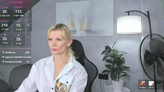 Živý XXX chat Julie_Lucas