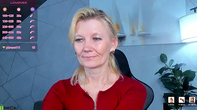 Czat XXX na żywo – Julie_Lucas