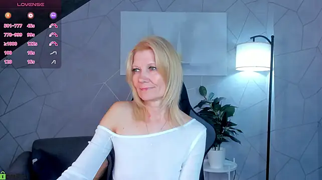 Julie_Lucas XXX чат на живо