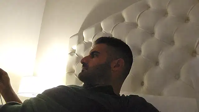 marios87xxl Adlı Modelin Web Kamerası Şovu