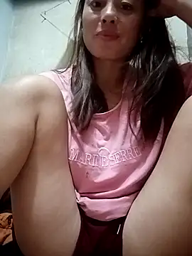 Chat XXX en directo de kaia-cam