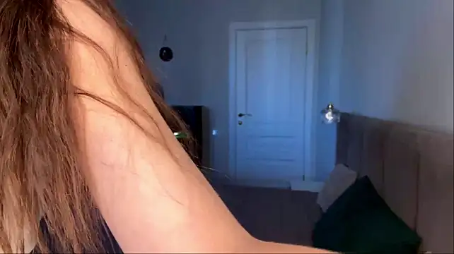 ZanaBreland Show Webcam
