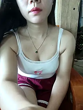 Chat XXX en directo de Ngocmai_lazdy