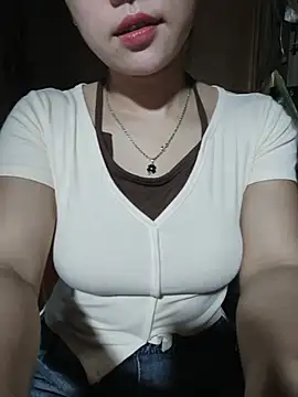 Ngocmai_lazdy XXX чат на живо