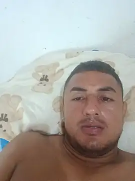 knox_zeque: διαδικτυακό σόου στην κάμερα