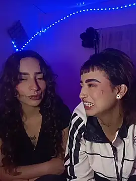 Živý XXX chat AlexxaAndRileyy