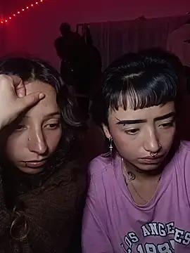 AlexxaAndRileyy Webcam show