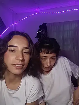 دردشة AlexxaAndRileyy الجنسية المباشرة
