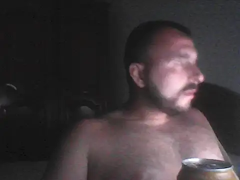 Show modela Miguelpulidotriguero11 na web-kameri