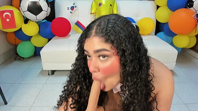 Karla18_ Live XXX-Chat