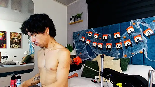 Ethan_Briggs_ Webcam-Show