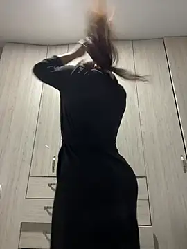 Pretty__Milf Pertunjukan Webcam