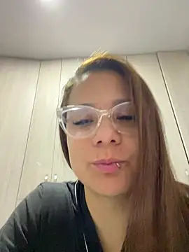 Pretty__Milf: απευθείας συνομιλία ΧΧΧ