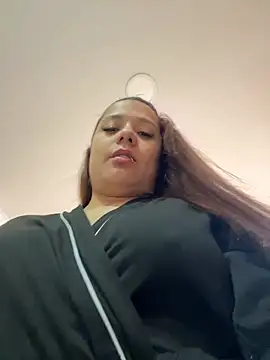 Pretty__Milf Show in webcam