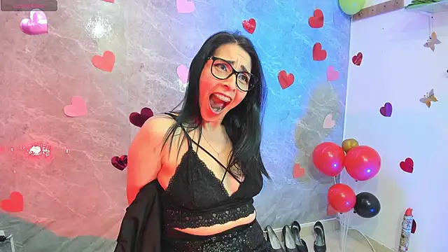 Chat +18 de adellelennoxx ao vivo