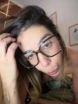 miafoxmia's Live XXX Chat
