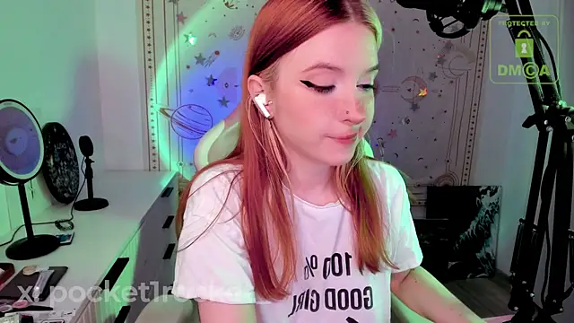 Živý XXX chat _PocketRocket_