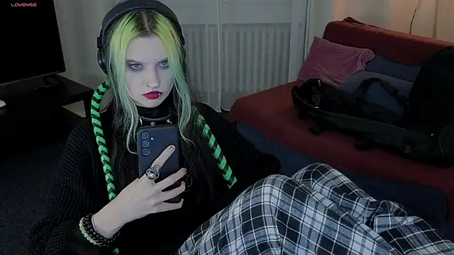 Show modela ToxicKittyy na web-kameri