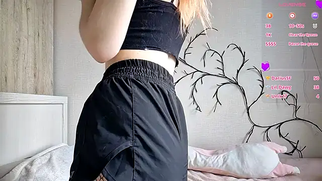 Chat soba uživo modela MisaMew