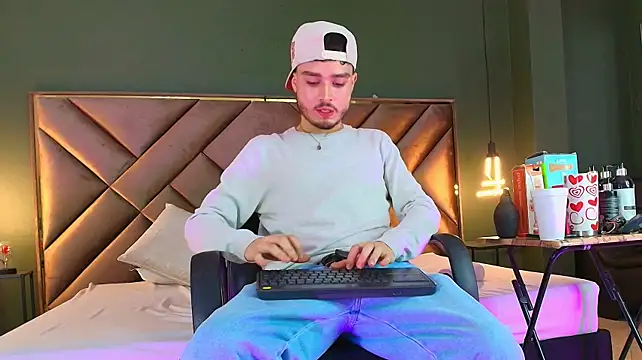Salvattore_Muller Pertunjukan Webcam