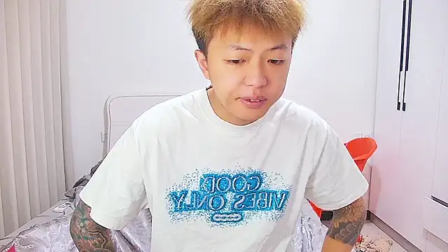 Chocolates-001 网络视讯表演