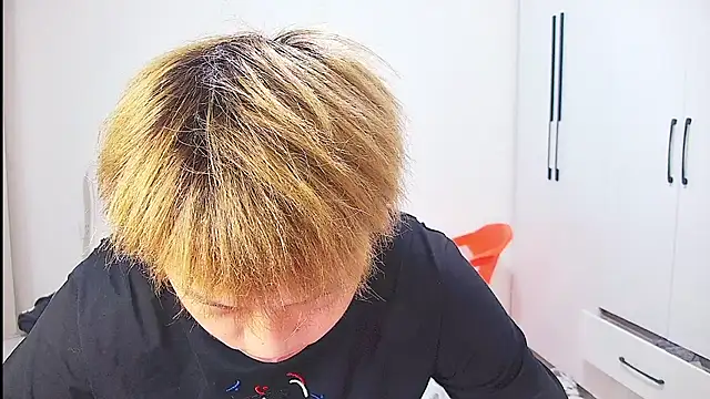 Chocolates-001 现场性爱视讯表演
