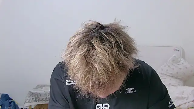 Chocolates-001 Show Webcam
