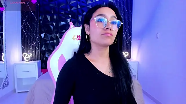 دردشة AnaiaClarck الجنسية المباشرة