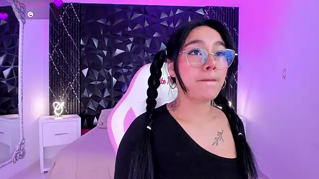 Živý XXX chat AnaiaClarck