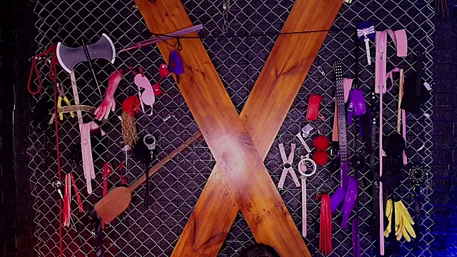 Miss_Juliett_bdsm: διαδικτυακό σόου στην κάμερα