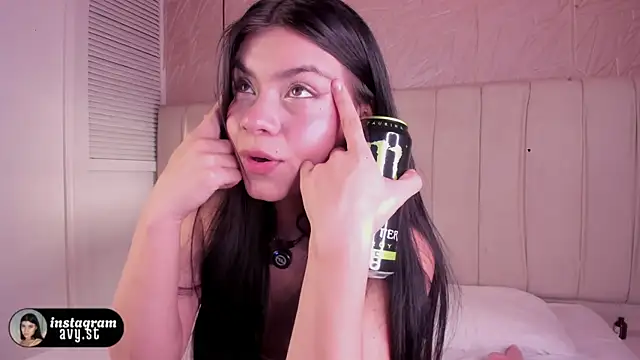 Chat +18 de avy_st ao vivo