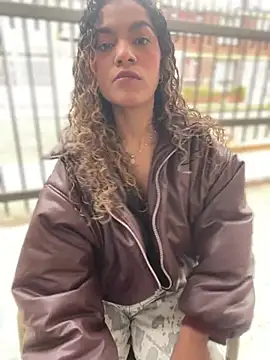 دردشة AngelPinkk_ الجنسية المباشرة