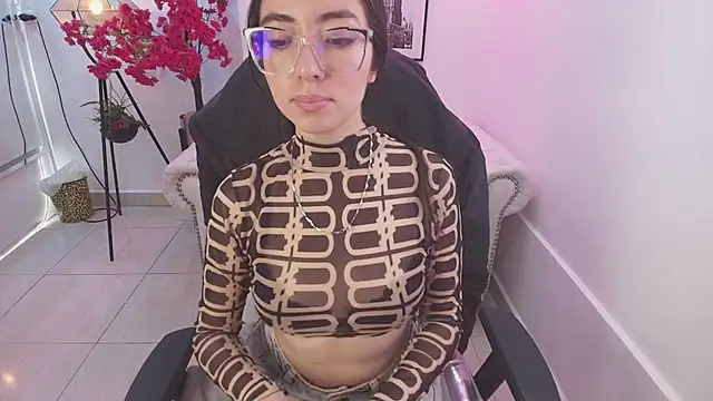 צ'אט XXX בשידור חי של Veronica_miiller